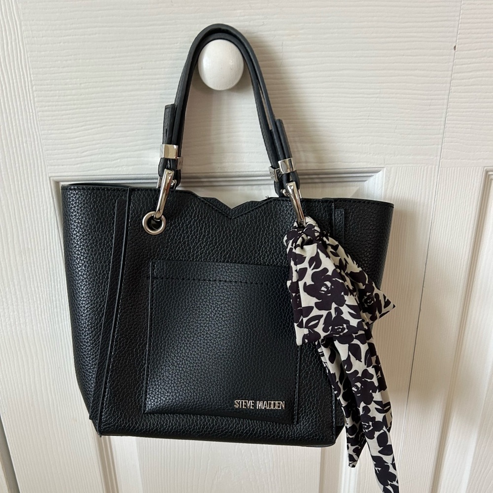 Steve Madden Black Faux Pebbled Leather Bkarta Scarf Hand Bag